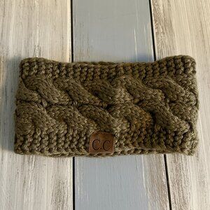 NEW C.C. Cable Knit Headband Ear Warmer in Olive Green NWOT